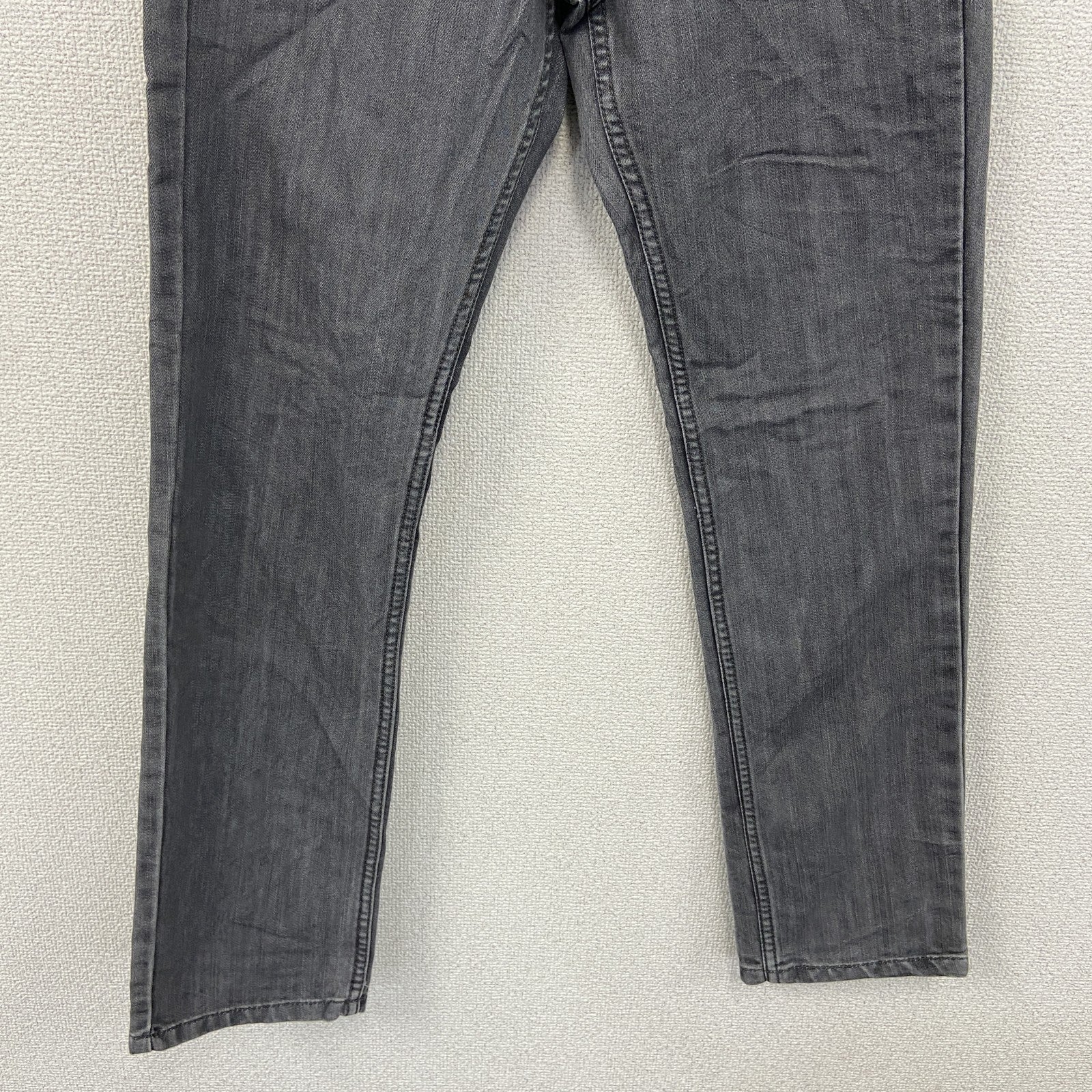 Levi’ｓ　リーバイス　デニムパンツ/ジーンズ　ジップフライ　ダークグレー　W30サイズ