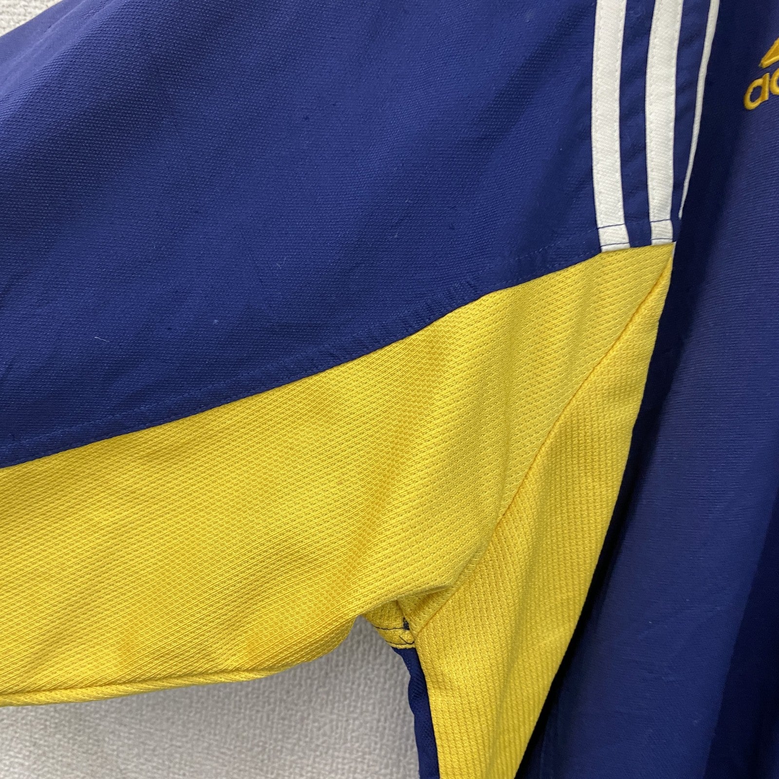 adidas　アディダス　サッカー　スウェーデン代表　トラックジャケット/ジャージ　刺繍ロゴ　紺　ネイビー　Mサイズ