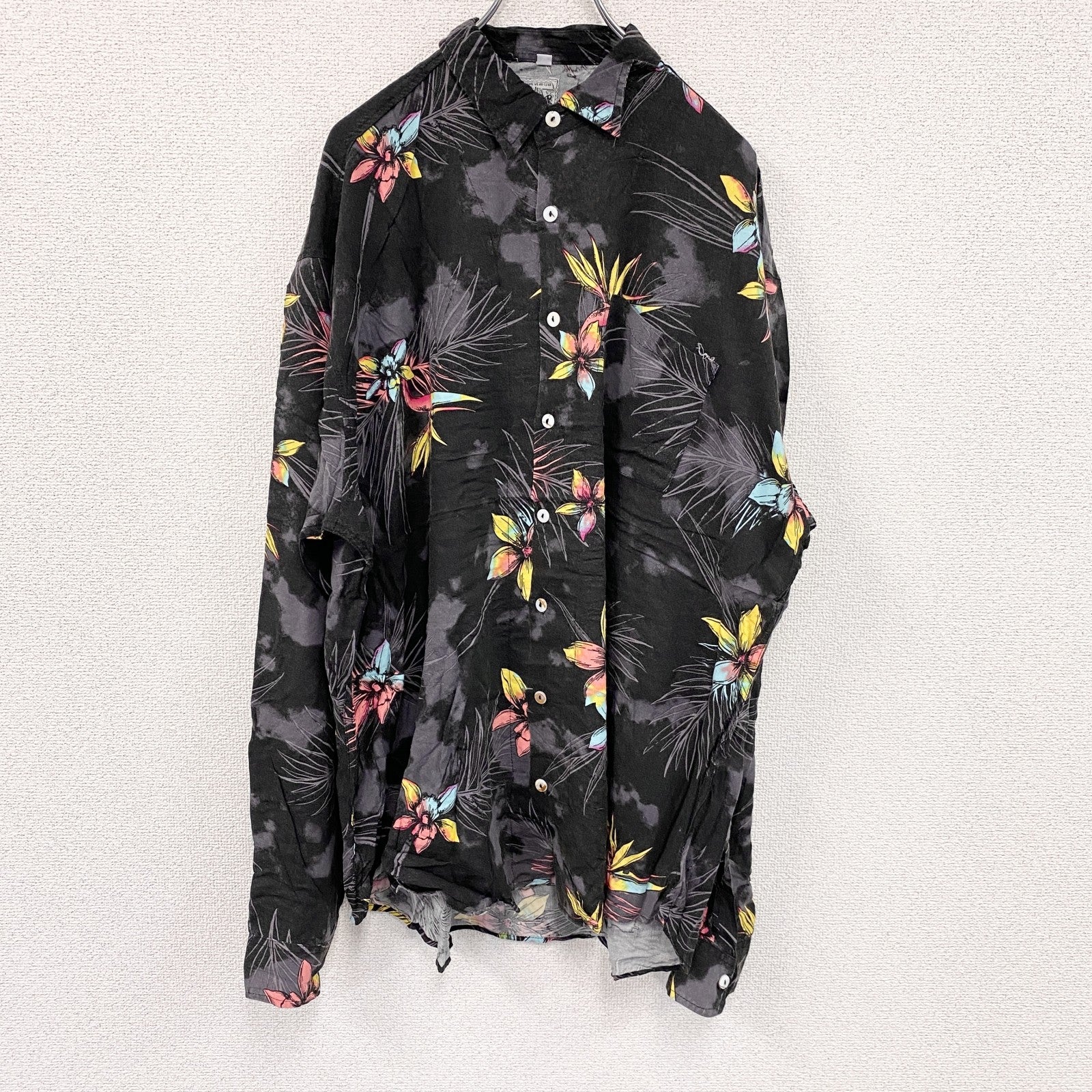 古着 used　CAROCHE　長袖プリント総柄シャツ　花　黒　ブラック　XLサイズ