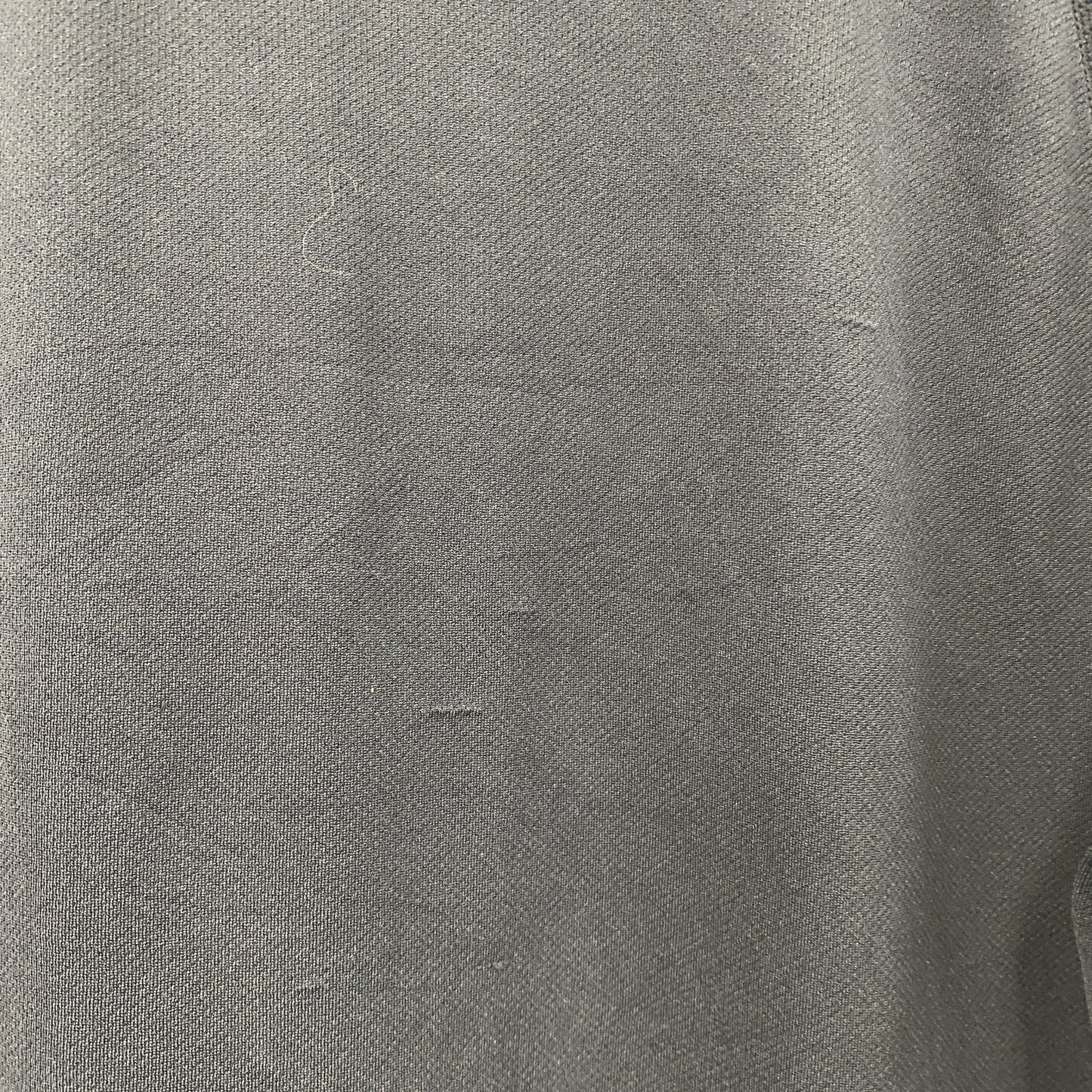 NIKE　ナイキ　半袖Tシャツ　スウッシュ　ラグランスリーブ　ワンポイント　黒　ブラック　Mサイズ