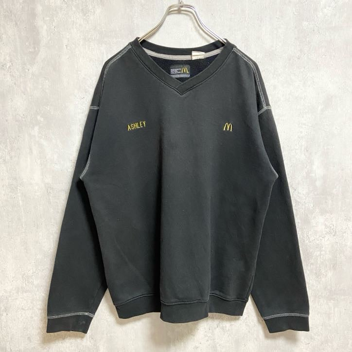 McDONALD'S　長袖ワンポイントロゴ刺繡スウェット　トレーナー　Vネック　マクドナルド　ブラック　Mサイズ