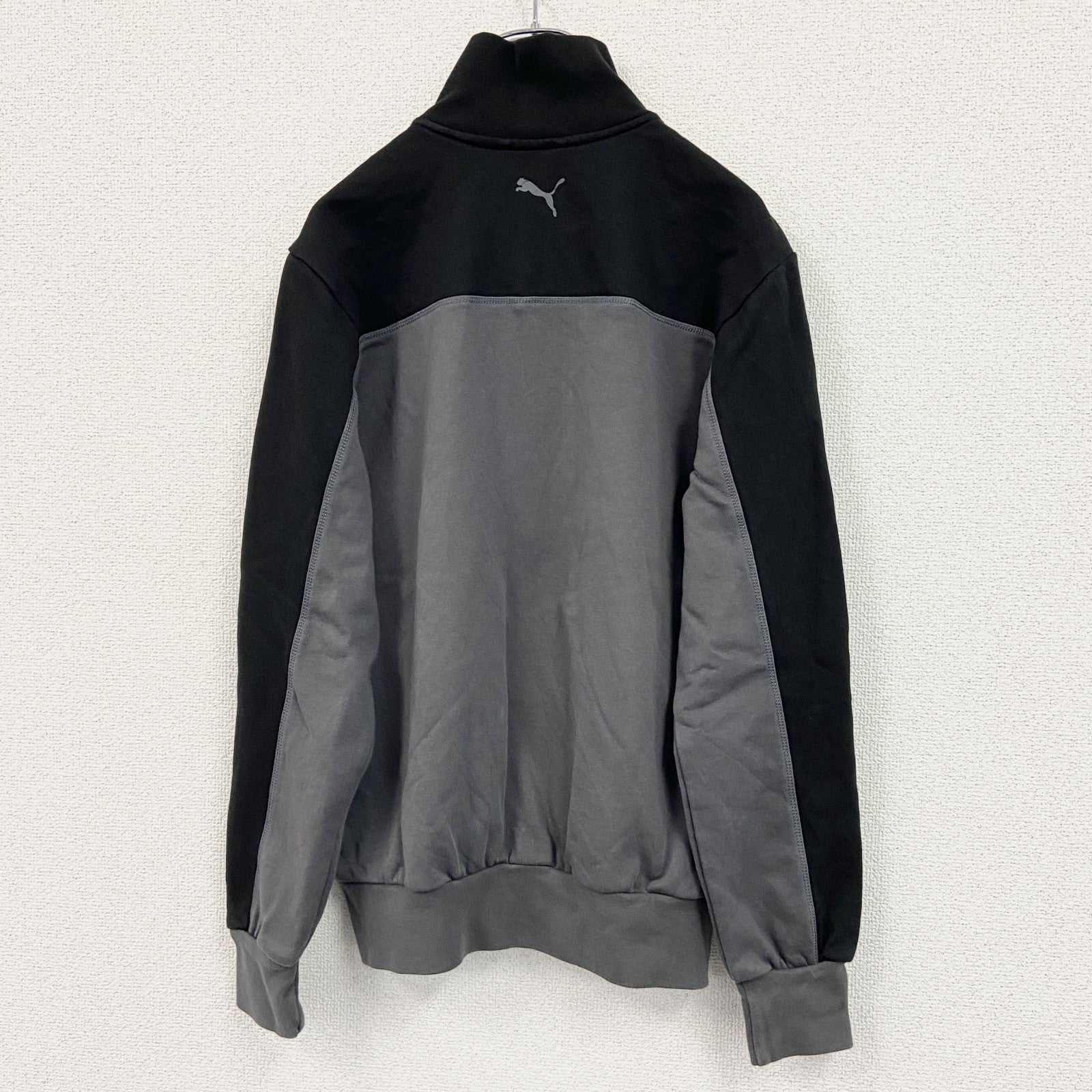 PUMA 　プーマ　長袖フルジップジャージ　ハイネック　バイカラー　黒　グレー　Mサイズ
