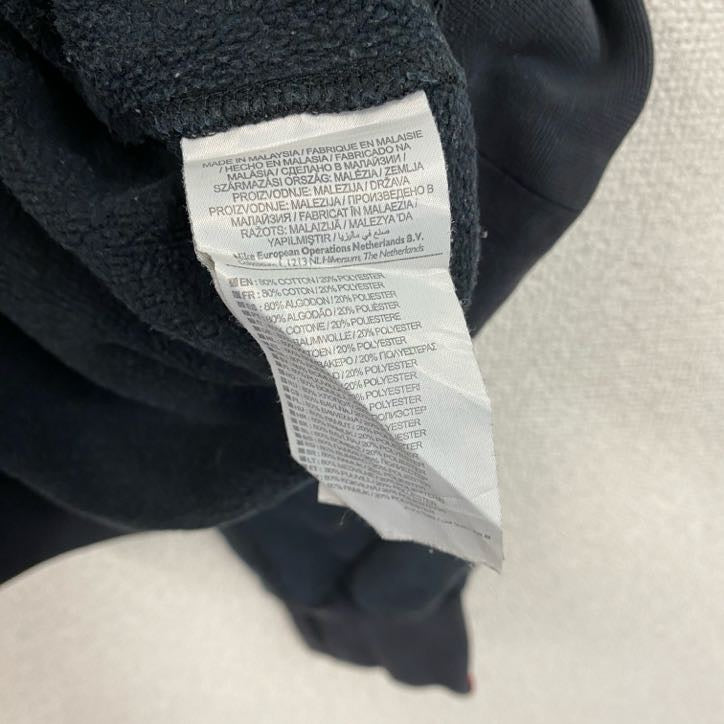 NIKE　ナイキ　スウェット/トレーナー　刺繡ロゴ　黒　ブラック　Mサイズ