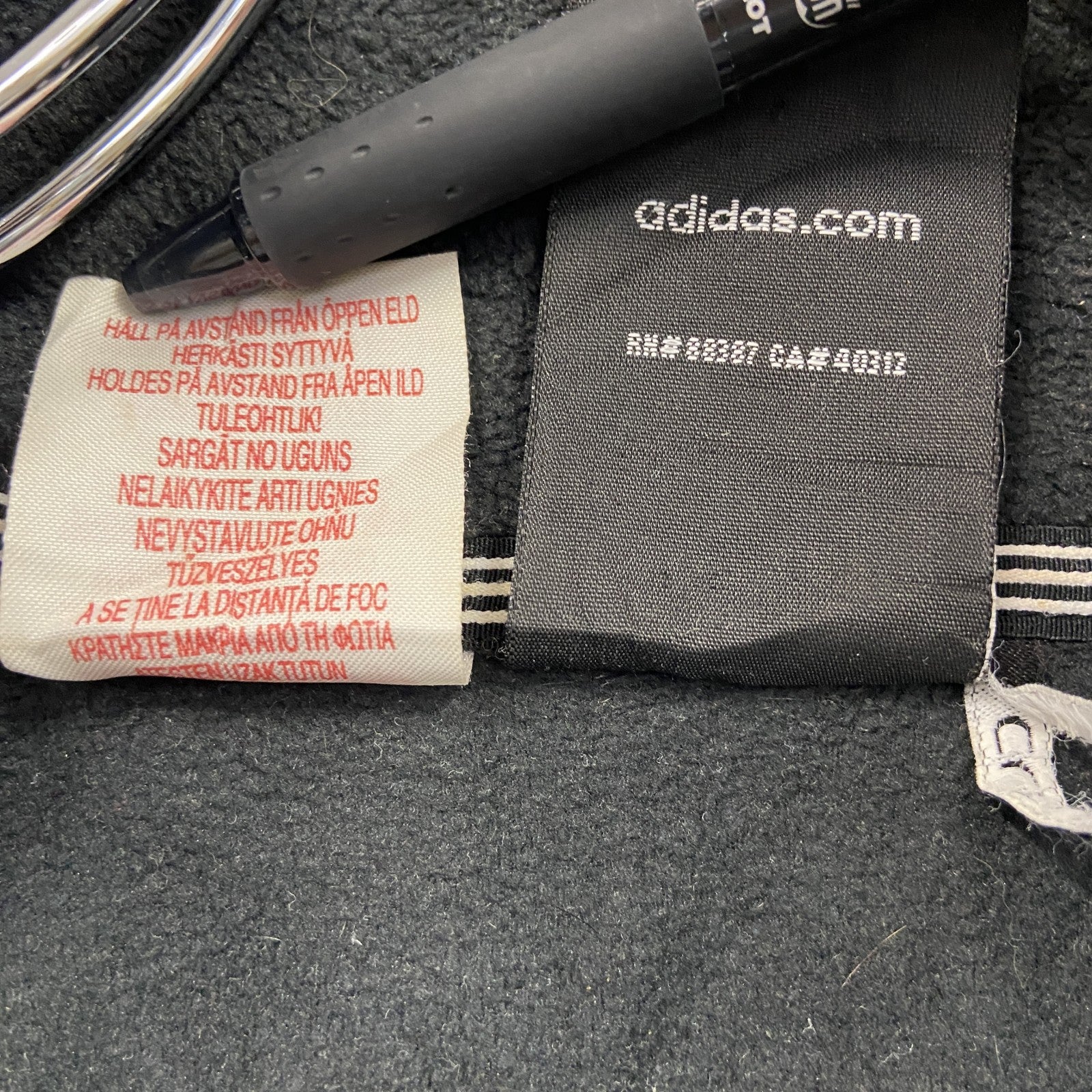 adidas　アディダス　フリースジャージ　フリースジャケット　ハイネック　スリーストライプス　黒　ブラック　Lサイズ