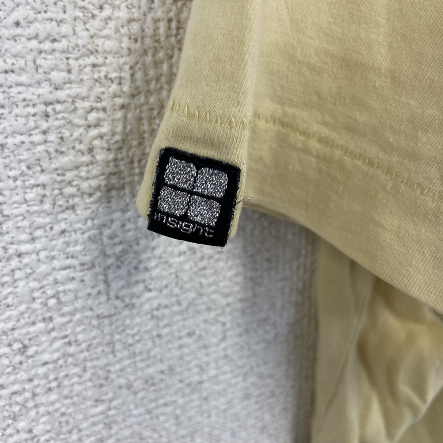 古着 used　ノーブランド　半袖ヴィンテージTシャツ　シングルステッチ　クルーネック　レトロデザイン　90s　黄色　Mサイズ