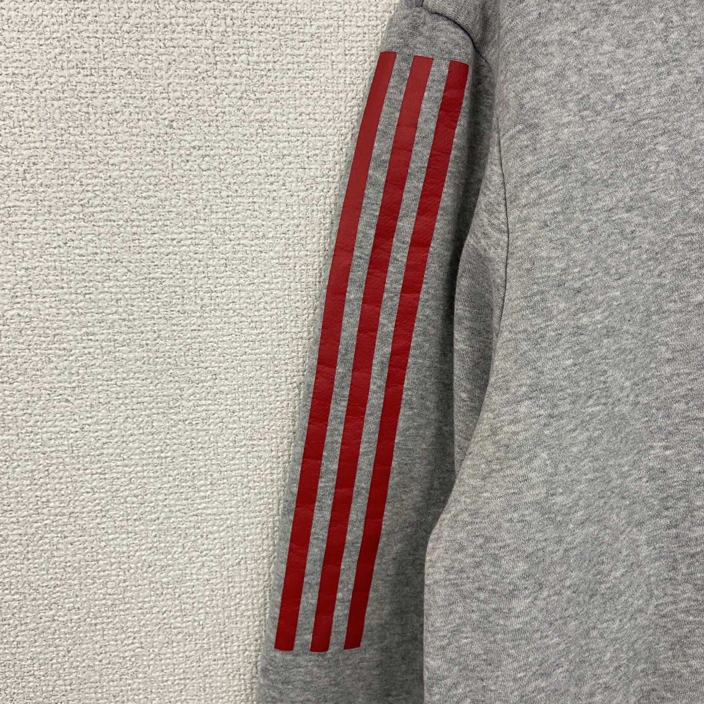 adidas　アディダス　スウェットパーカー/フーディー　パフォーマンスロゴ　灰色　グレー　Lサイズ