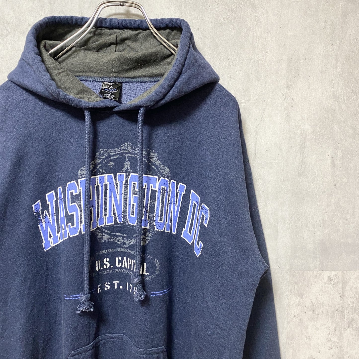 古着 used　WASHINTON DC　ワシントン　長袖スウェットパーカー　ロゴプリント　1790　ネイビー　Mサイズ