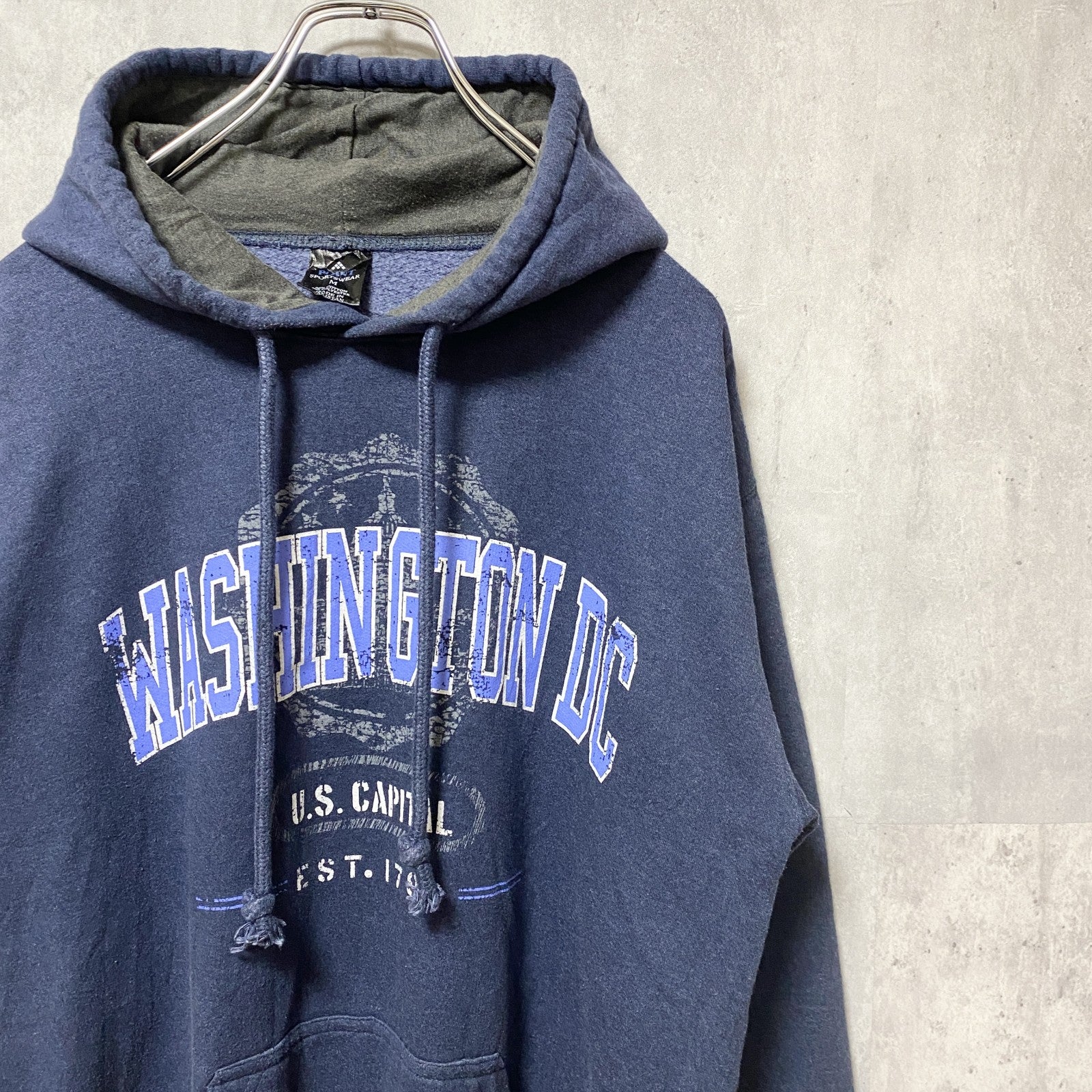 古着 used　WASHINTON DC　ワシントン　長袖スウェットパーカー　ロゴプリント　1790　ネイビー　Mサイズ