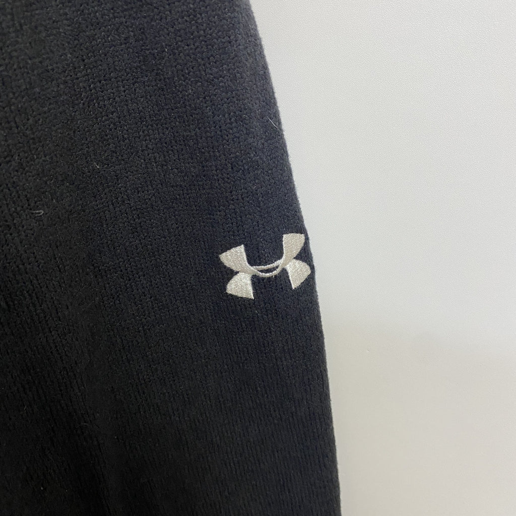 古着 used　UNDER ARMOUR アンダーアーマー　長袖ハーフジップニット　裏フリース　ワンポインロゴ刺繍　黒　XLサイズ