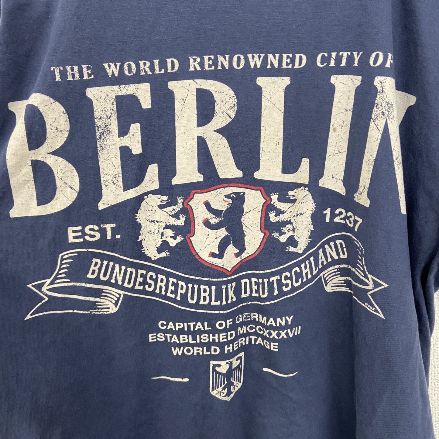 古着 used　FOX ORIGINALS　半袖プリントTシャツ　クルーネック　ドイツ　ベルリン　クルーネック　青　Mサイズ