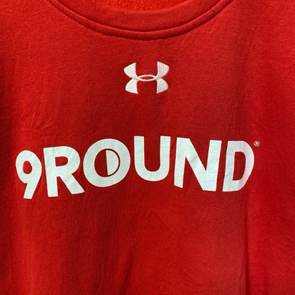 古着 used　UNDER ARMOUR アンダーアーマー　長袖ロゴプリントスウェット　トレーナー　レッド　クルーネック　Mサイズ