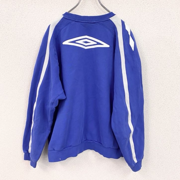 UMBRO　アンブロ　スウェット/トレーナー　刺繡ロゴ　ワンポイント　青　ブルー　2XLサイズ
