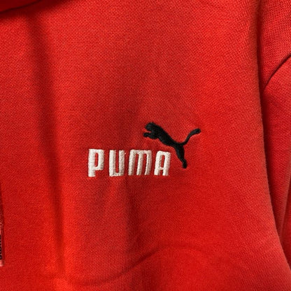古着 used　puma プーマ　長袖ワンポイントロゴ刺繍パーカー　フード付きスウェット　赤　レッド　秋冬服　シンプルデザイン