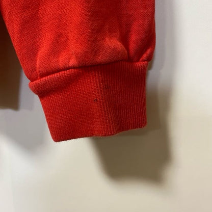 古着 used　puma プーマ　長袖ワンポイントロゴ刺繍パーカー　フード付きスウェット　赤　レッド　秋冬服　シンプルデザイン