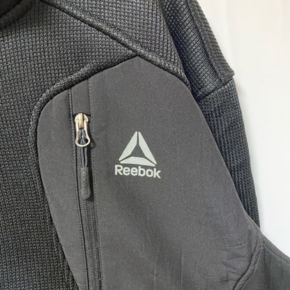 古着 used　Reebok リーボック　アウトドアウェア　長袖フルジップフリースジャケット　ワンポイントロゴ　黒　XLサイズ