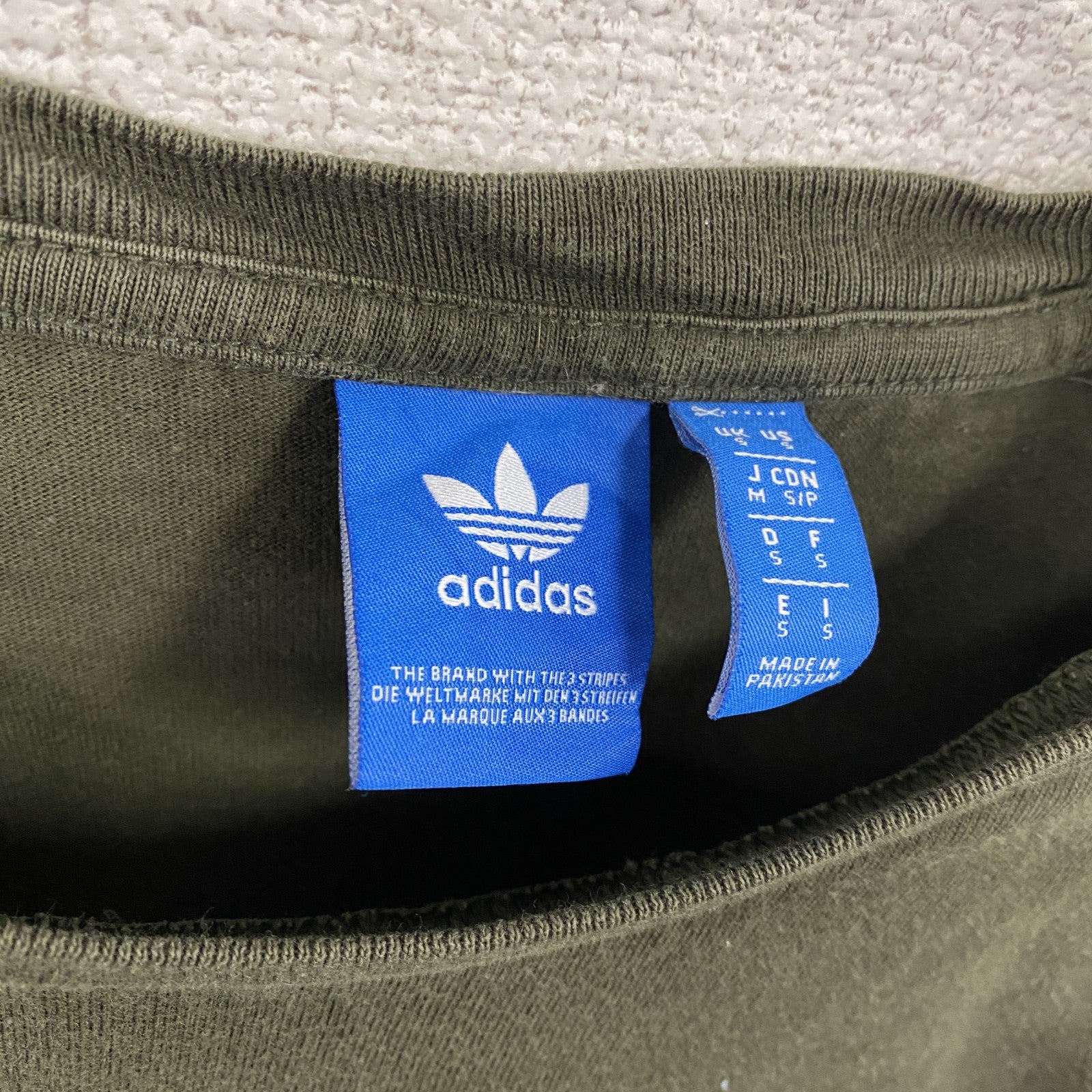 adidas　アディダス　スウェット/トレーナー　カーキ　Mサイズ