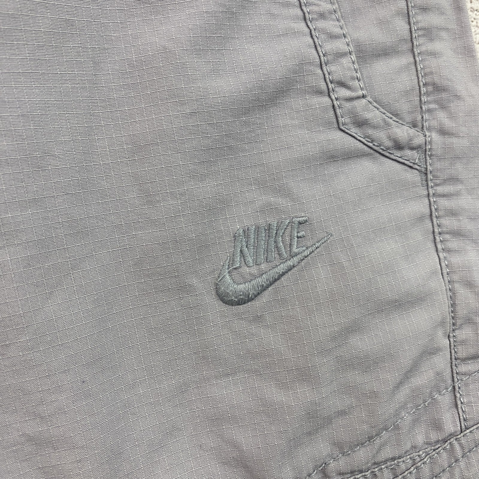 NIKE　ナイキ　ハーフカーゴパンツ/ショートパンツ　灰色　グレー　Mサイズ