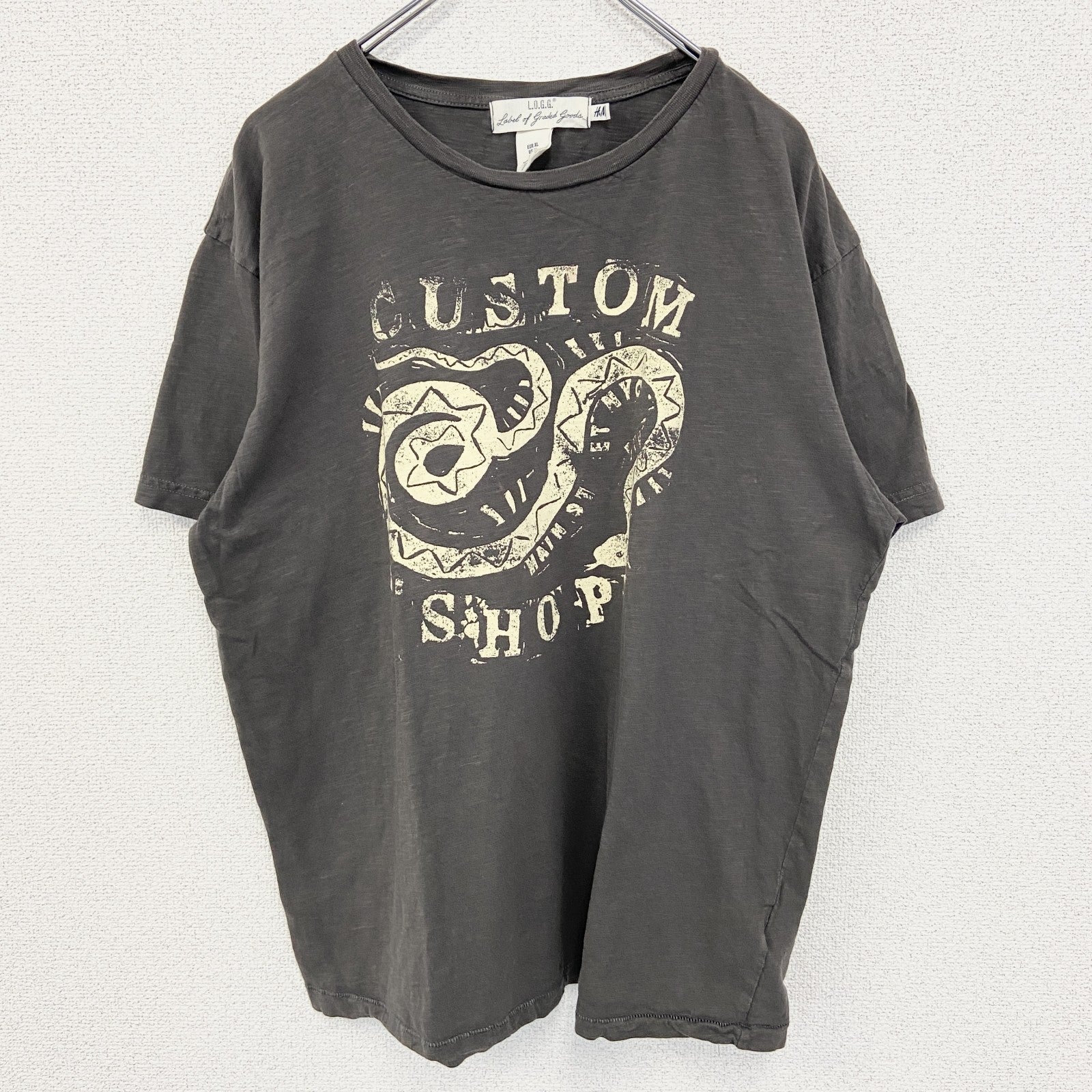 古着 used　H&M 　半袖ダメージデザインプリントTシャツ　CUSTTOM SHOP　クルーネック　灰色　XLサイズ