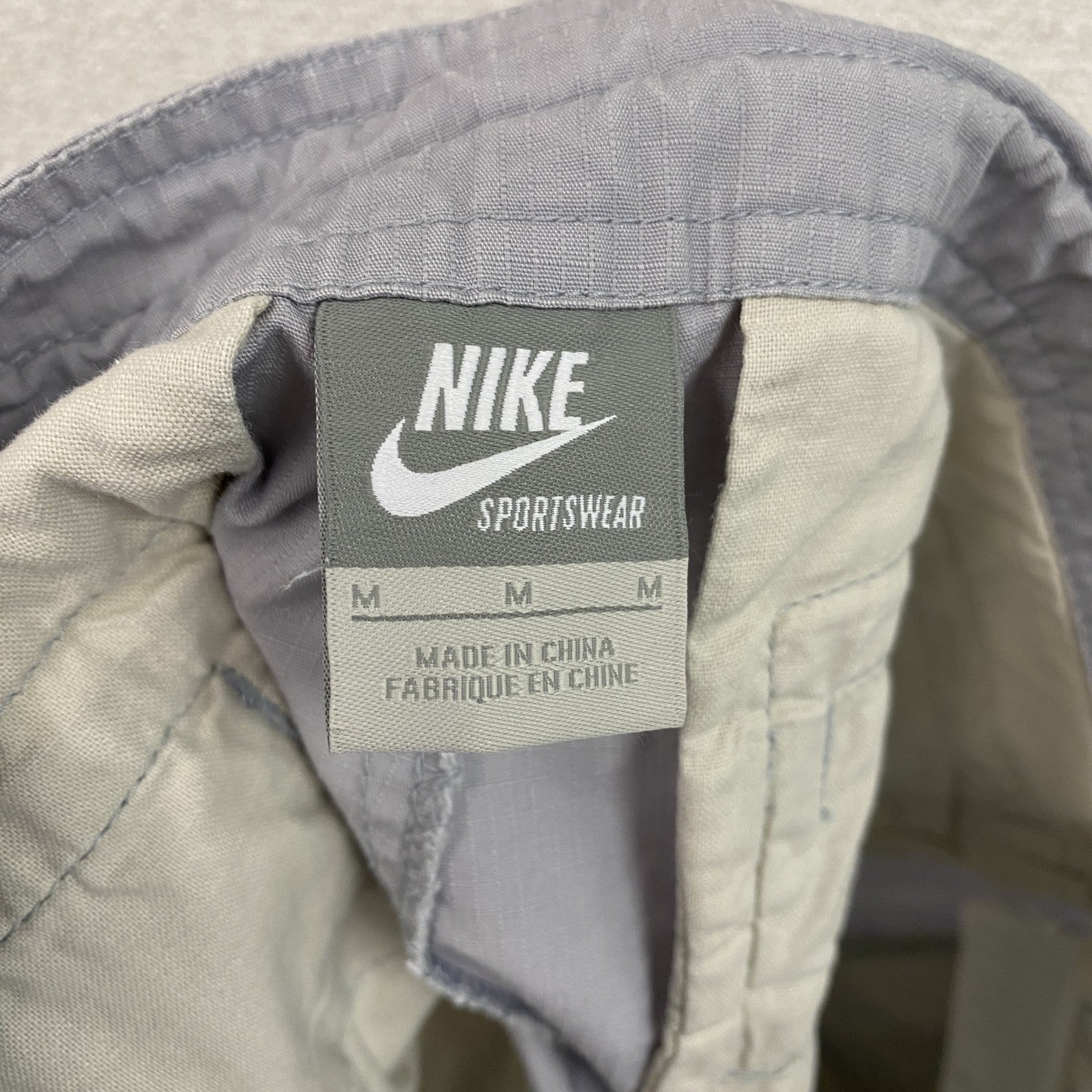 NIKE　ナイキ　ハーフカーゴパンツ/ショートパンツ　灰色　グレー　Mサイズ