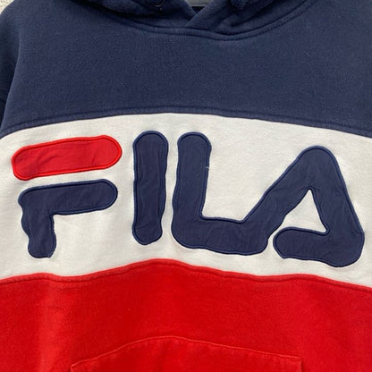 古着　used　FILA　フィラ　パーカー　プルオーバー　裏起毛　ブランドロゴ　レトロ　トリコロール　赤　白　青　Sサイズ