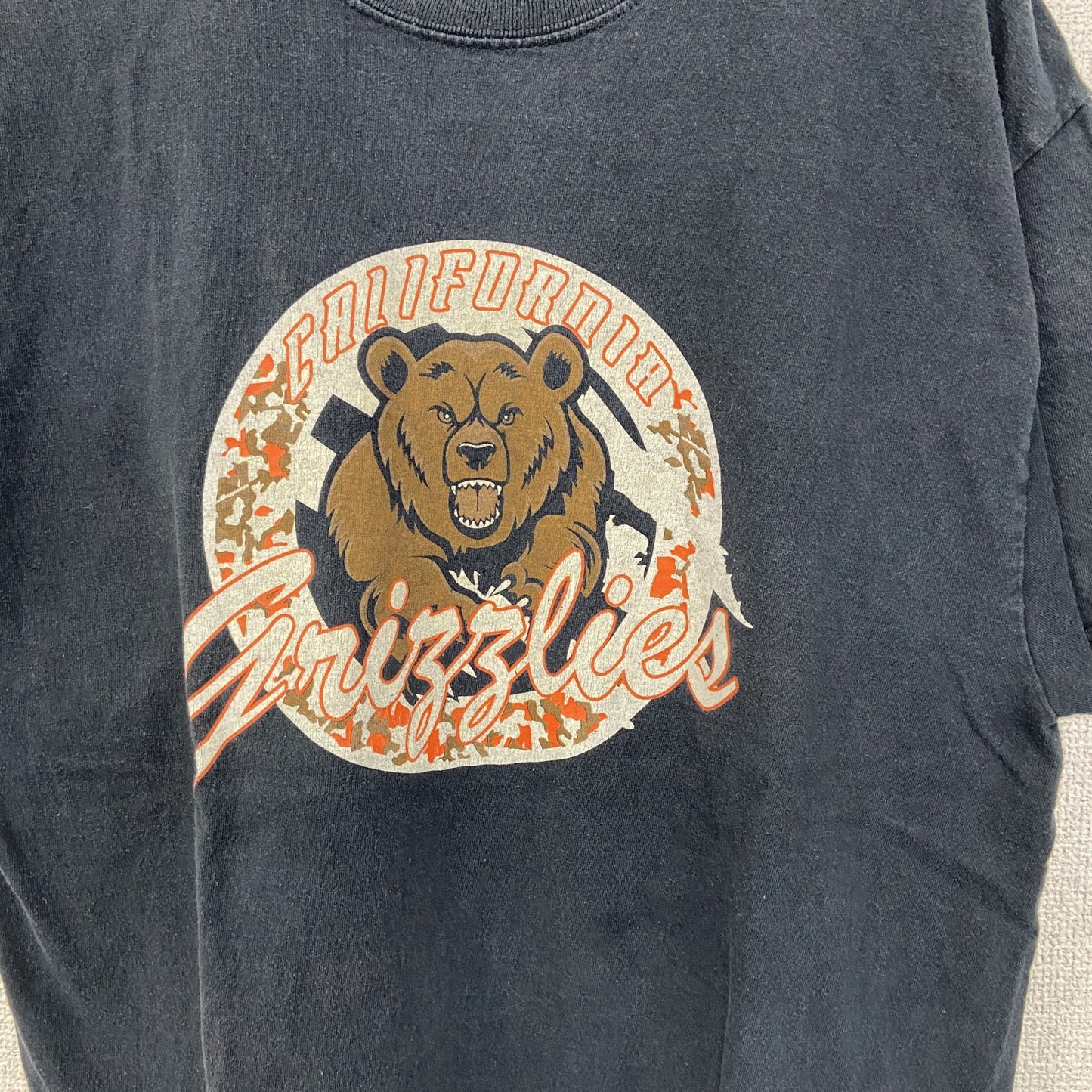 着 used　PORT＆COMPANY　半袖デザインプリントTシャツ　ビッグT　熊　クルーネック　カジュアル　黒　Lサイズ