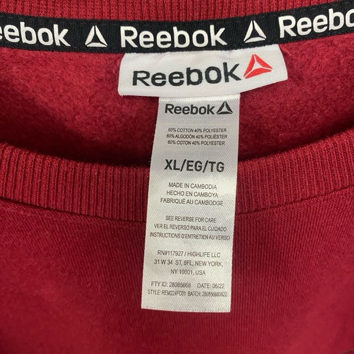古着　used　Reebok　リーボック　スウェット　裏起毛　ブランドロゴ　ノームコア　レトロデザイン　赤　レッド　XLサイズ