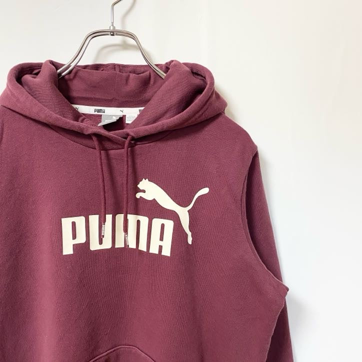 古着 used　puma プーマ　長袖ビックロゴプリントパーカー　フード付きスウェット　バーガンディー　Mサイズ