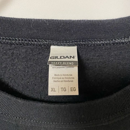 古着 used　GILDAN ギルダン　長袖デザインプリントスウェット　トレーナー　ブラックガールマジック　黒　XLサイズ