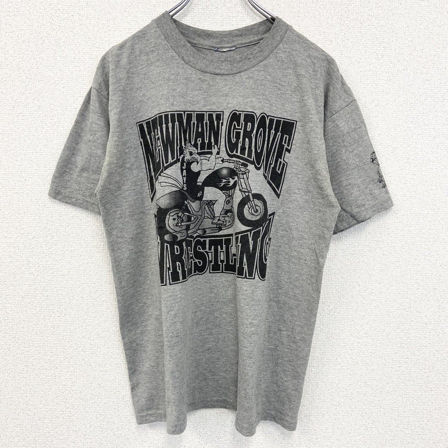 古着 used　JERZEES ジャージーズ　半袖プリントTシャツ　NEWMAN GROVE　グレー　灰色　クルーネック