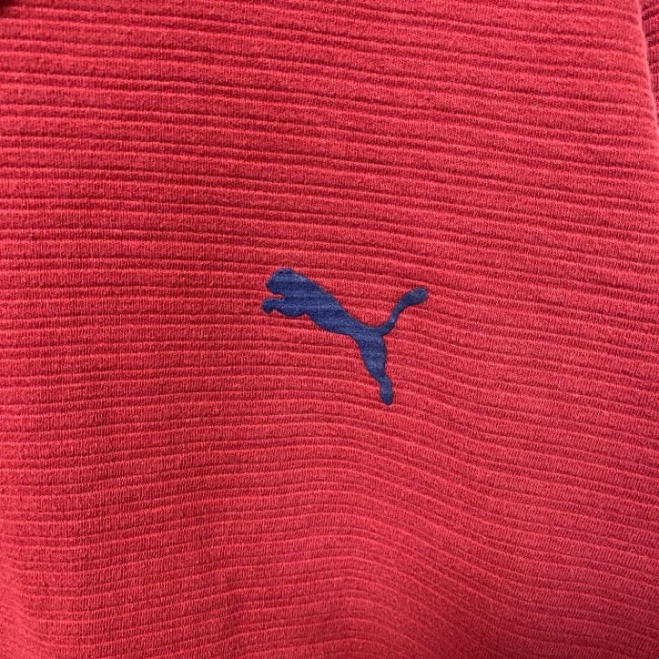 古着 used　puma プーマ　長袖ワンポイントロゴ刺繍　フード付きスウェット　赤　レッド　ワインレッド　秋冬服