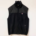 古着 used　FILA フィラ　フリースフルジップベスト　ワンポイントロゴ刺繍　ハイネック　黒　ブラック　Mサイズ