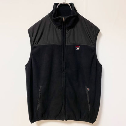 古着 used　FILA フィラ　フリースフルジップベスト　ワンポイントロゴ刺繍　ハイネック　黒　ブラック　Mサイズ