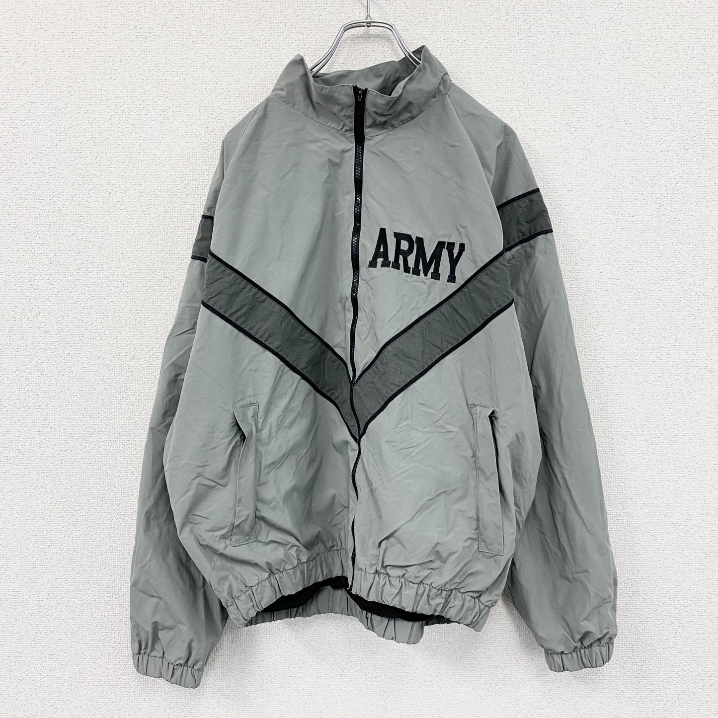 90s　米軍　U.S.ARMY　IPFU　トレーニングジャケット　フルジップナイロンジャケット　ヴィンテージ　灰色　グレー　Mサイズ