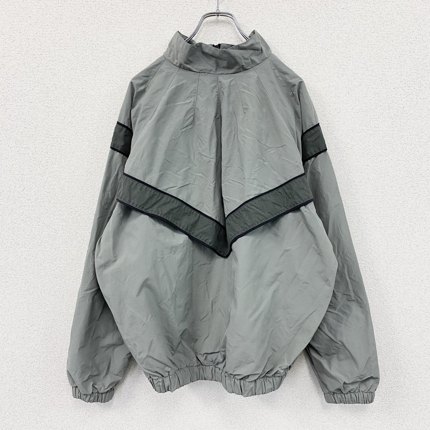 90s　米軍　U.S.ARMY　IPFU　トレーニングジャケット　フルジップナイロンジャケット　ヴィンテージ　灰色　グレー　Mサイズ