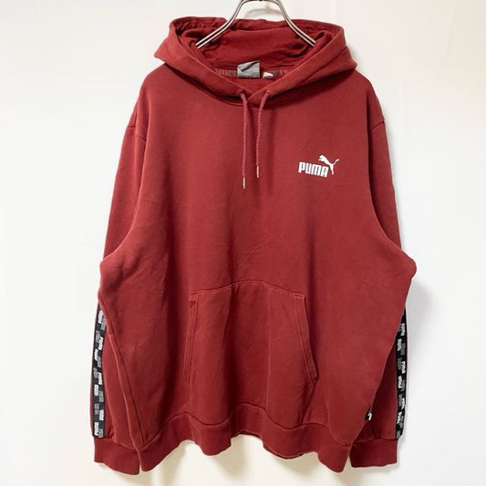 古着 used　puma プーマ　長袖ワンポイントロゴプリントパーカー　フード付きスウェット　ビックシルエット　XLサイズ