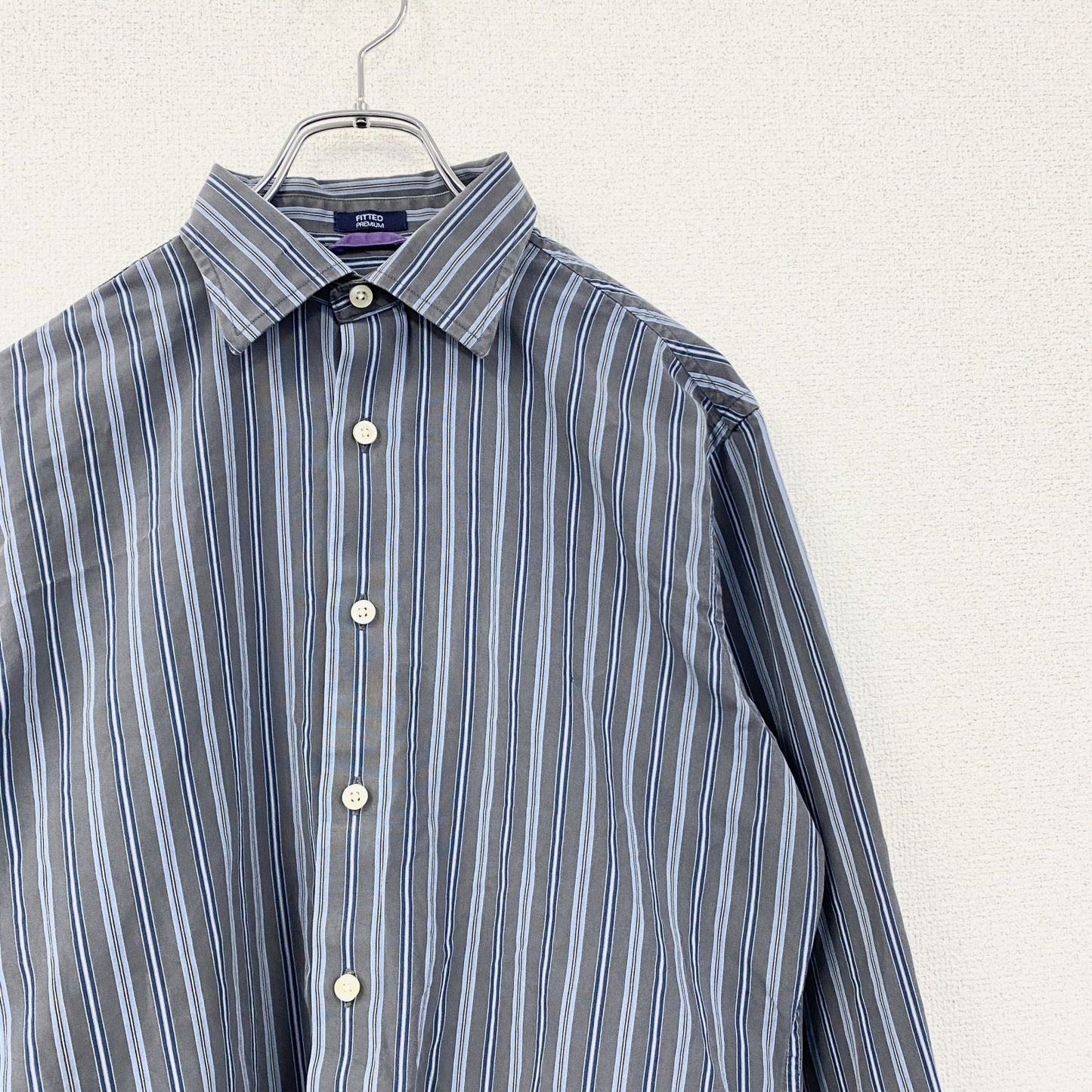 古着 used　GAP　ギャップ　長袖襟付きストライプ柄シャツ　マルチカラー　ネイビー　グレー　黄色　秋冬服　レトロデザイン