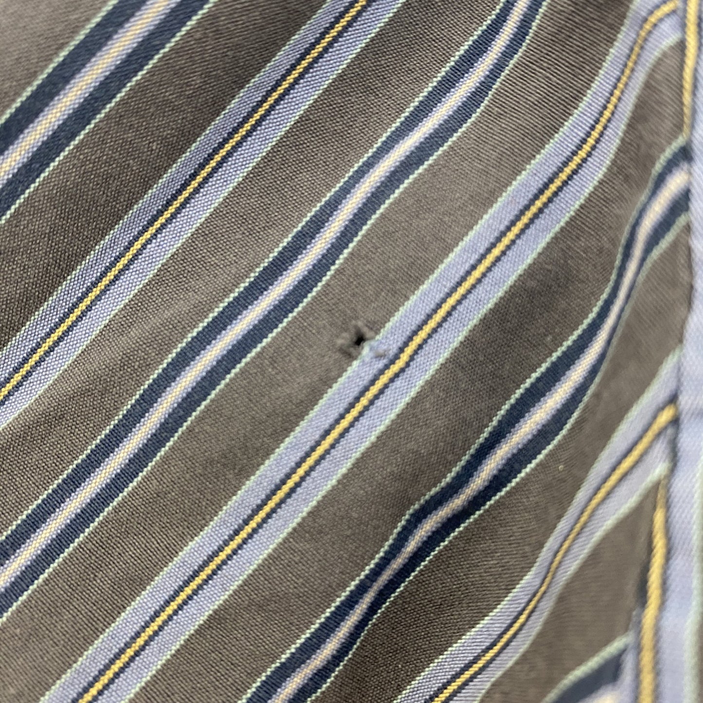 古着 used　GAP　ギャップ　長袖襟付きストライプ柄シャツ　マルチカラー　ネイビー　グレー　黄色　秋冬服　レトロデザイン