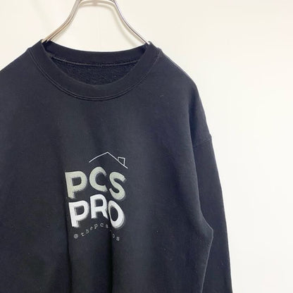 PCSPRO　スウェット/トレーナー　企業ロゴ　3連プリント　英字プリント　黒　ブラック