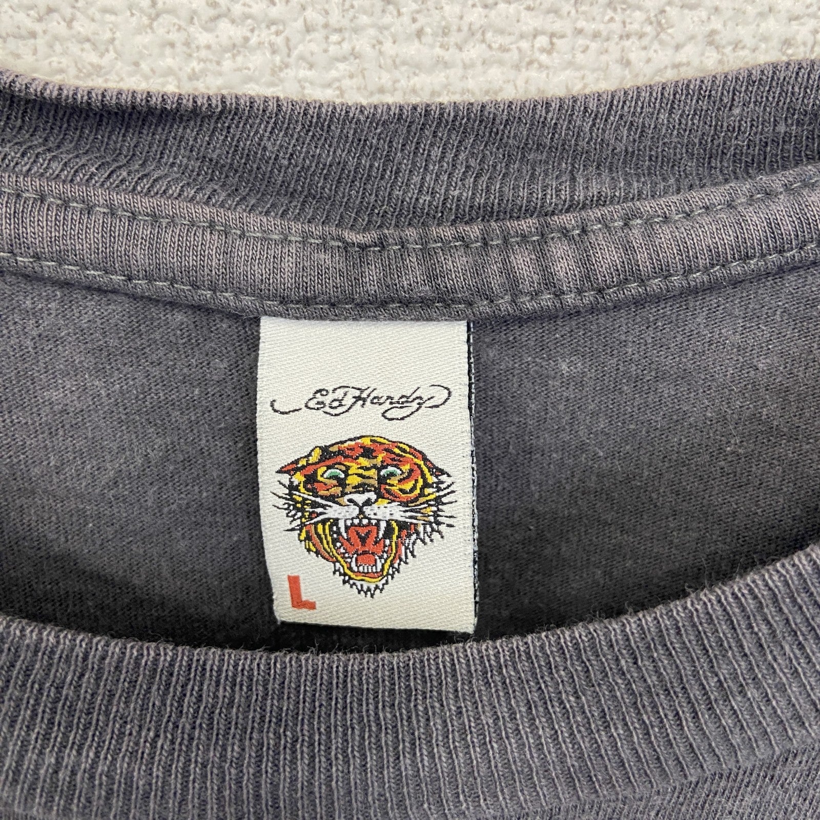 古着 used　Ed Hardy エドハーディー　半袖デザインプリントTシャツ　ドラゴン　ダークグレー　クルーネック　Lサイズ