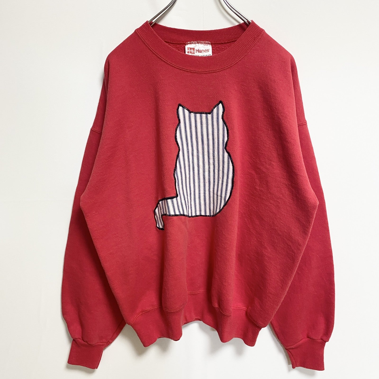 古着 used　Hanes ヘインズ　90s　長袖デザインスウェット　トレーナー　猫　ワッペン　赤　レッド　ヴィンテージ　Lサイズ