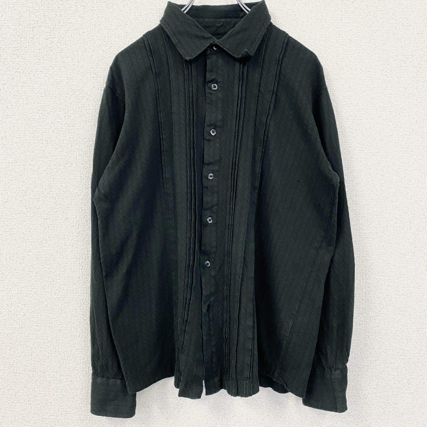古着 used　PERRY ELLIS　ペリーエリス　長袖襟付きシャツ　黒　ブラック　レトロデザイン　秋冬服　Lサイズ
