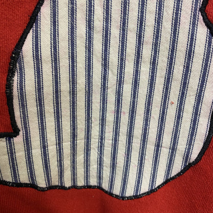 古着 used　Hanes ヘインズ　90s　長袖デザインスウェット　トレーナー　猫　ワッペン　赤　レッド　ヴィンテージ　Lサイズ