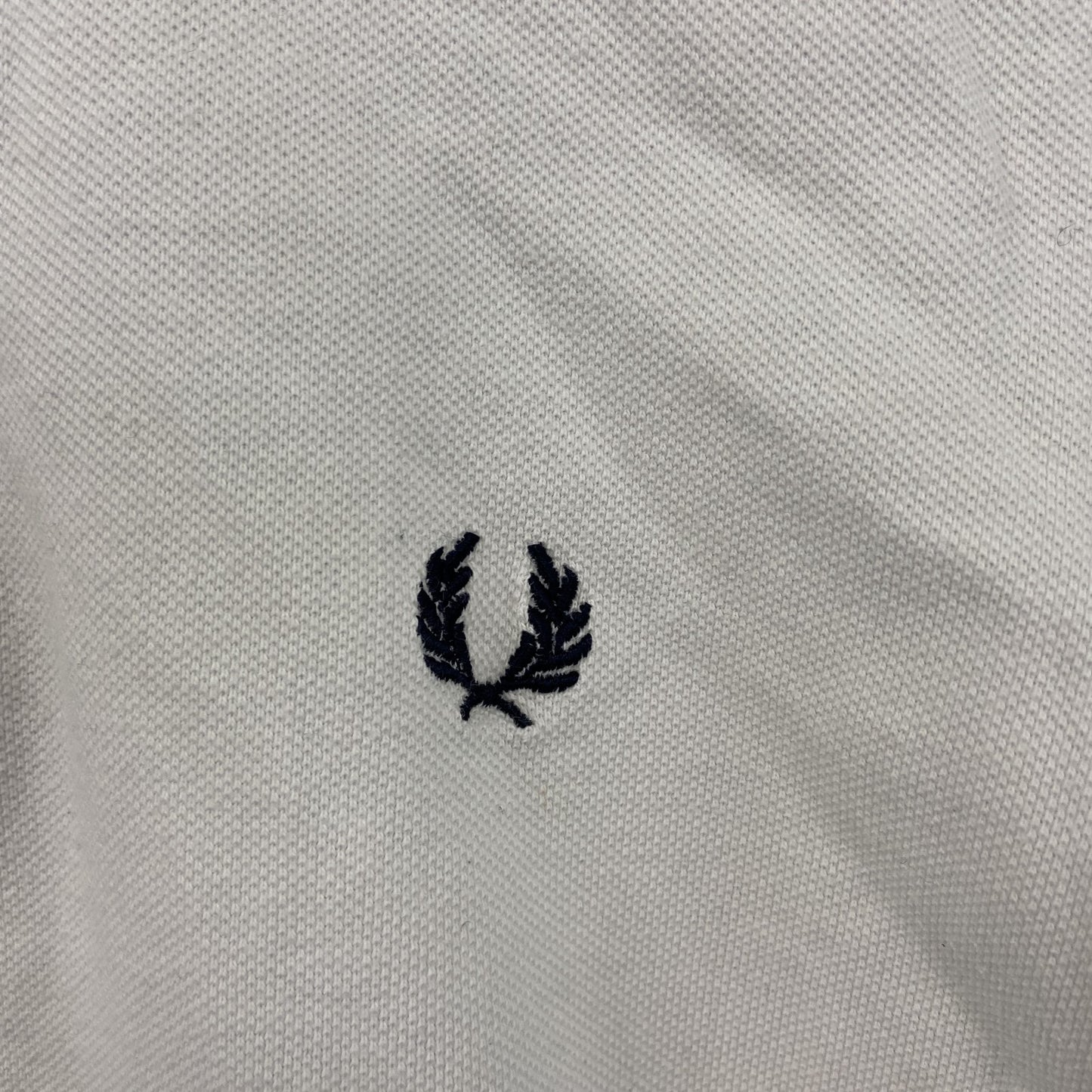 FRED PERRY　フレッドペリー　半袖ポロシャツ　刺繍ロゴ　白　ホワイト　XSサイズ