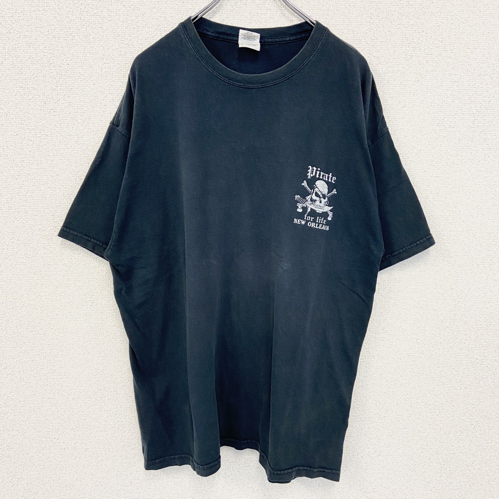 古着 used　GILDAN ギルダン　半袖バックプリントTシャツ　パイレーツ　スカル　海賊　ドクロイラスト　XLサイズ