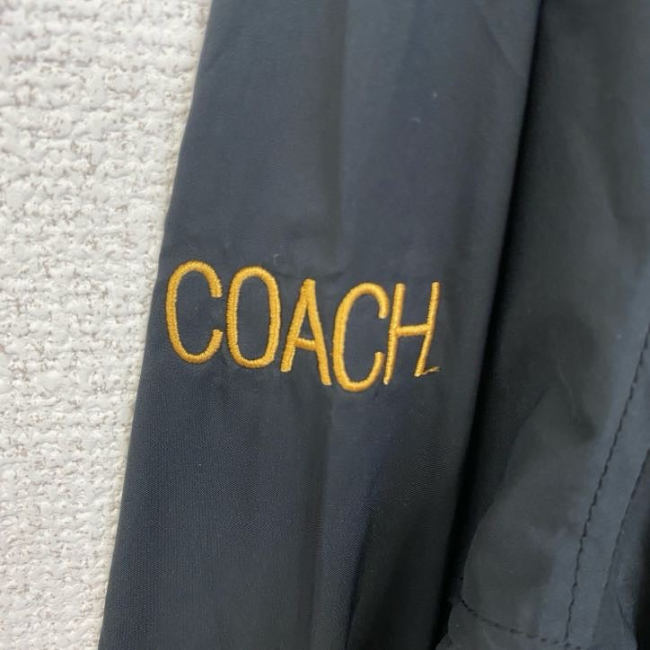 古着 used　Adidas アディダス 　アノラックパーカー　長袖ハーフジップナイロンプルオーバー　刺繡デザイン　黒　XLサイズ