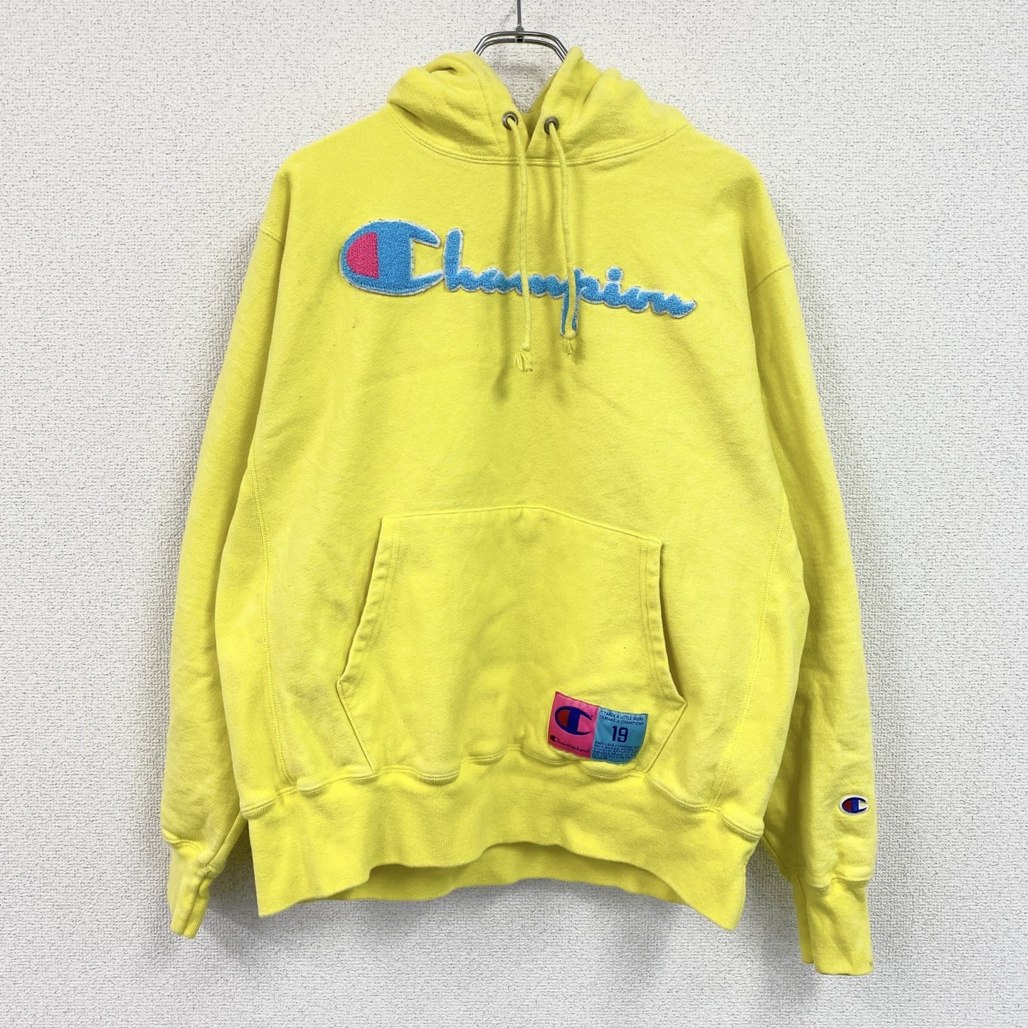 Champion　チャンピオン　リバースウィーブ　スウェットパーカー/フーディー　ヘビーウエイト　現行　黄色　イエロー　Lサイズ