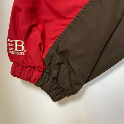 古着 used　BOATHOUSE　長袖カレッジロゴナイロンジャケット　ブルゾン　ブラウン大学　ポイント刺繍　赤　茶色　Lサイズ