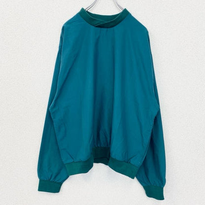 古着 used　Champion チャンピオン　長袖ナイロンプルオーバー　シンプルデザイン　ワンポイントロゴ刺繡　緑　XLサイズ
