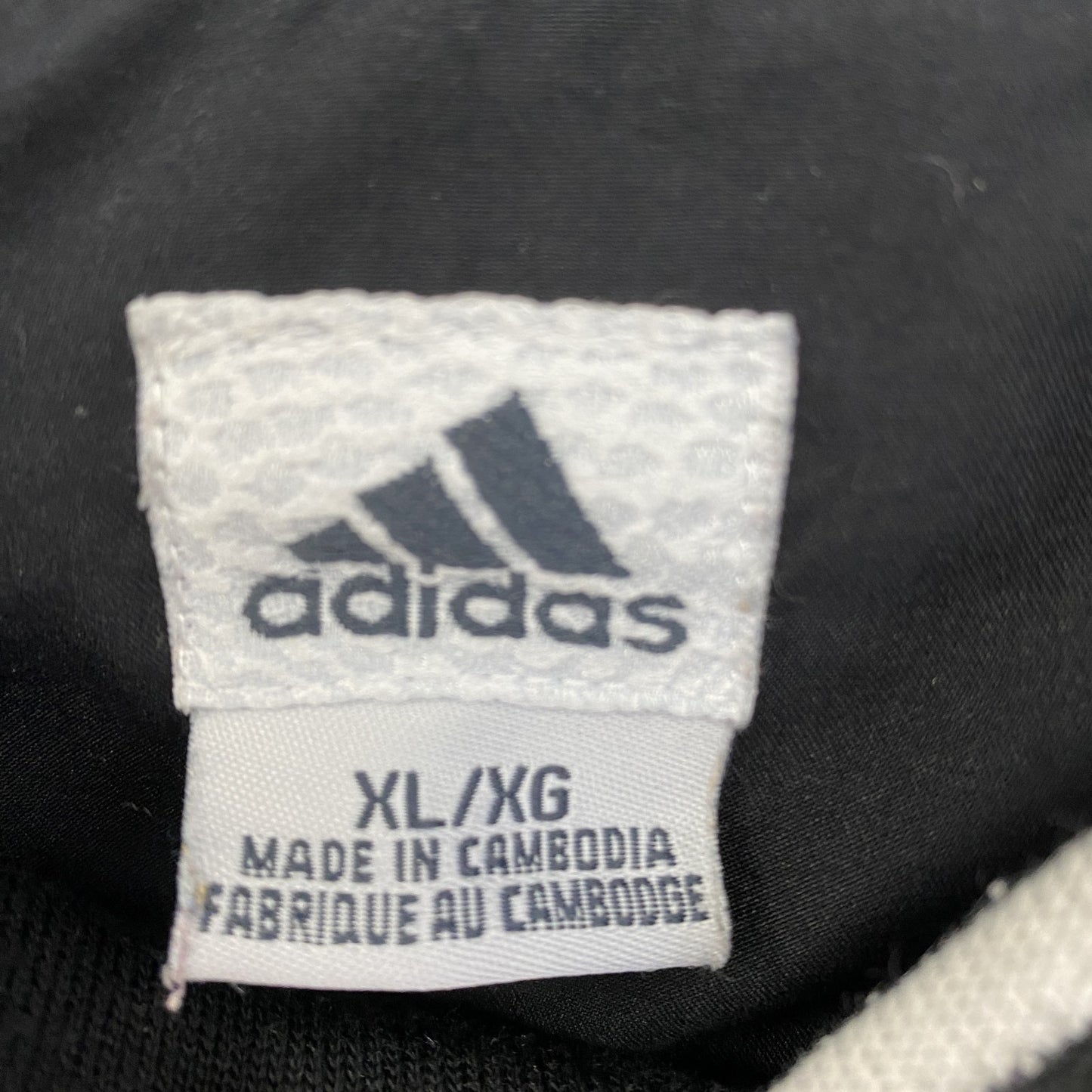 adidas アディダス　長袖ナイロンプルオーバー　ロゴ刺繡　ノームコア　スリーストライプス　黒　XLサイズ