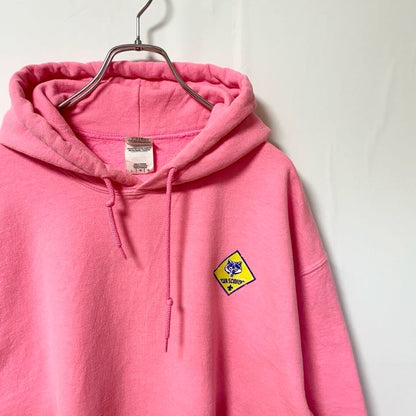古着 used　GILDAN ギルダン　CUB SCOUTS　長袖ワンポイントプリントパーカー　スウェット　ピンク　Lサイズ